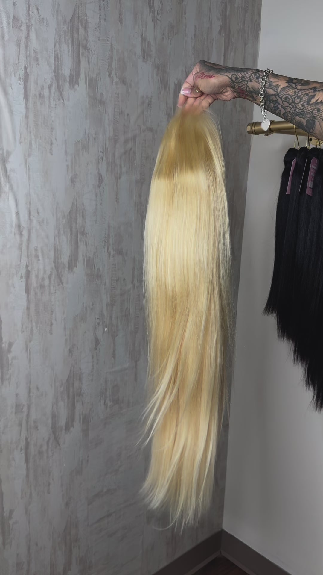 LUXE 613 FRONTAL WIGS